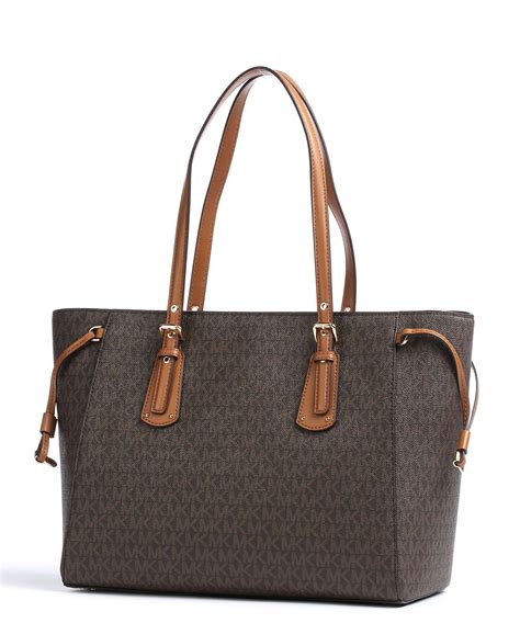 michael kors 30f8gv6t2b|Voyager Medium Logo Tote Bag .